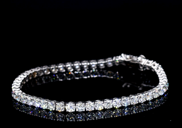 Picture of 0.15ct Round Diamond Tennis Bracelet (Total:6.75 crts)