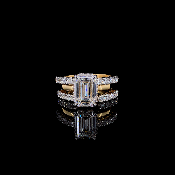 Picture of Imperial 3 Carat Emerald Diamond Ring (4.20 CTW Diamonds)