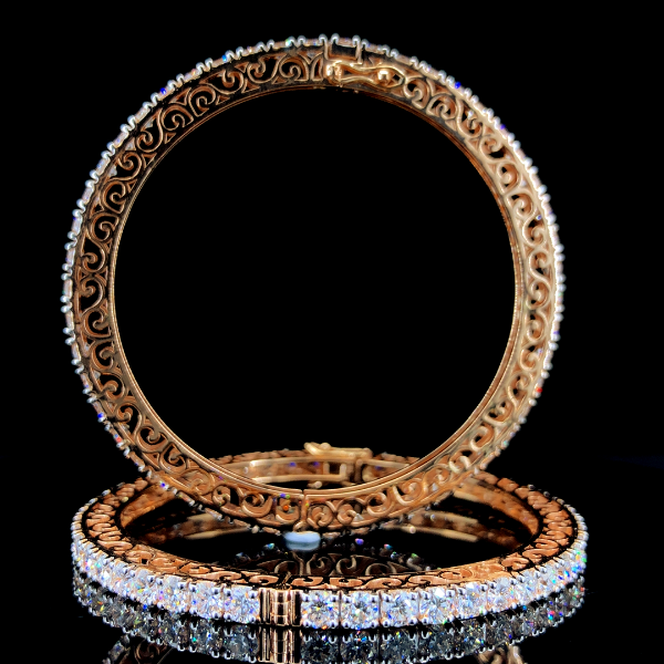 Picture of 0.15cent Round Diamond Bangles