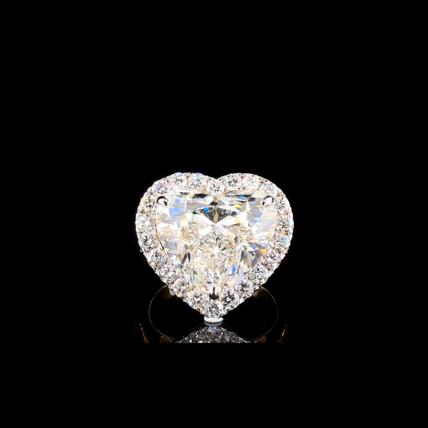 Picture of A Beautiful 8 Carat Solitaire Heart Shaped Ring.(9.10 ctw diamonds)